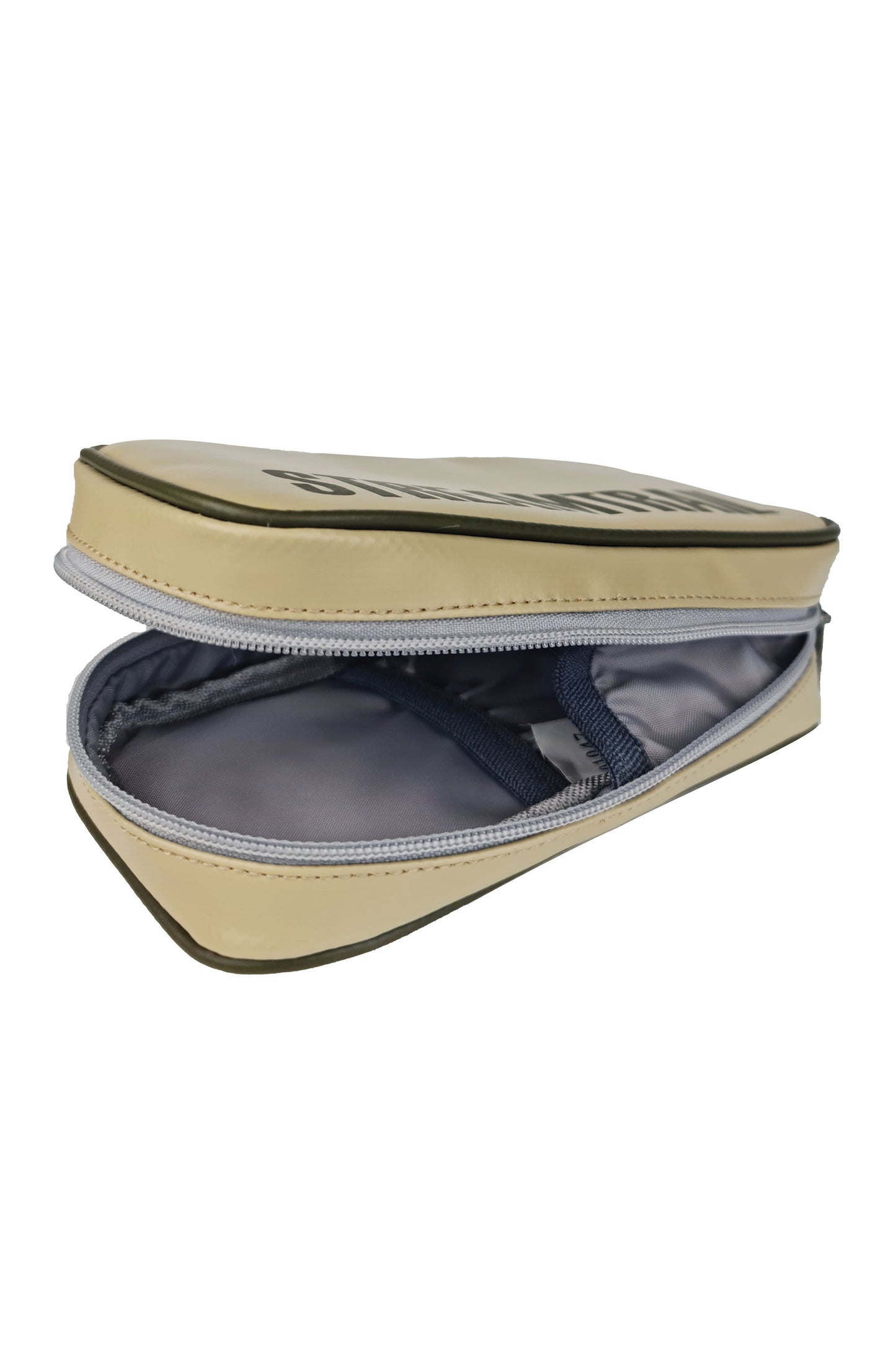 Bivalve Pouch