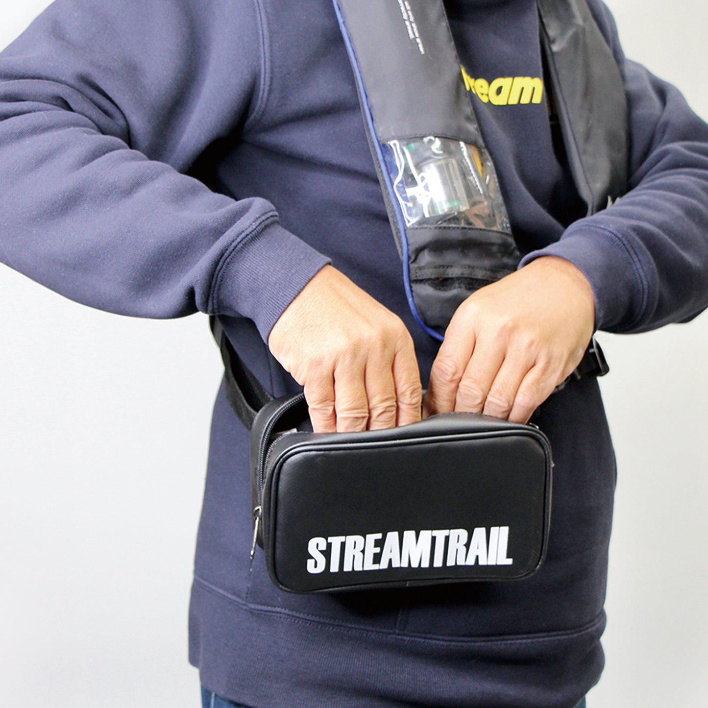 Horizon Pouch