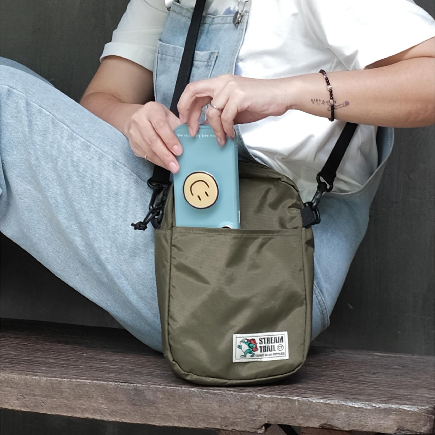 Pouch Shoulder Tall M