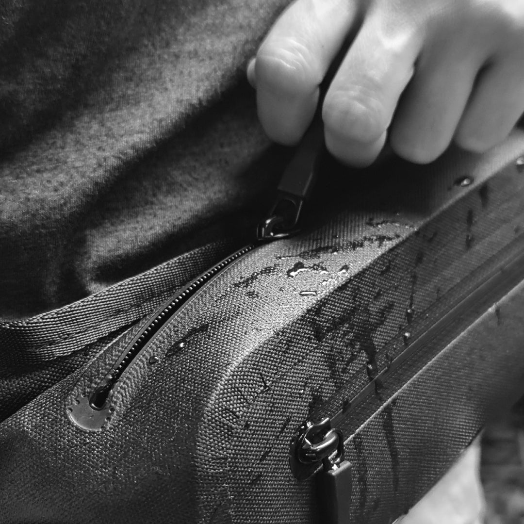 Stormy Waist Bag